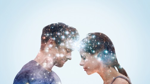 7 jel, hogy valakit már az előző életedben is ismertél