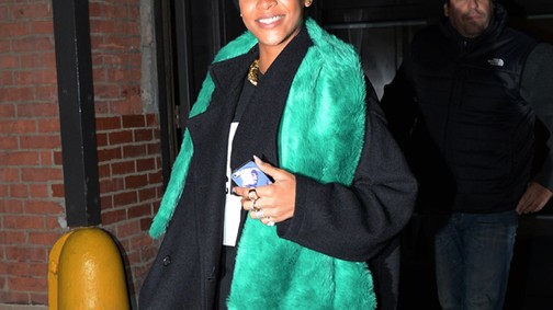 Rihanna ruháinak több szoba kell, mint egy kiscsaládnak