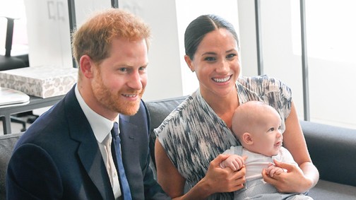 Így kíván kellemes ünnepeket Meghan Markle, Harry herceg és a kis Archie, aki hatalmasat nőtt