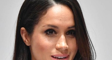 Csúnyán kritizálják Meghan Markle-t lábai miatt!