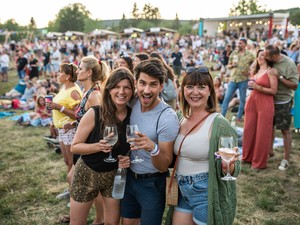 Piknikezik a gourmet közönség! Augusztus első hétvégéjén itt a 10. Paloznaki Jazzpiknik!