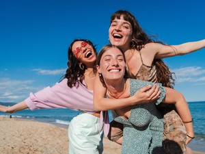 Glow-up tetőtől talpig: miért felejtjük ki a legfontosabb lépést a self-care rutinból?