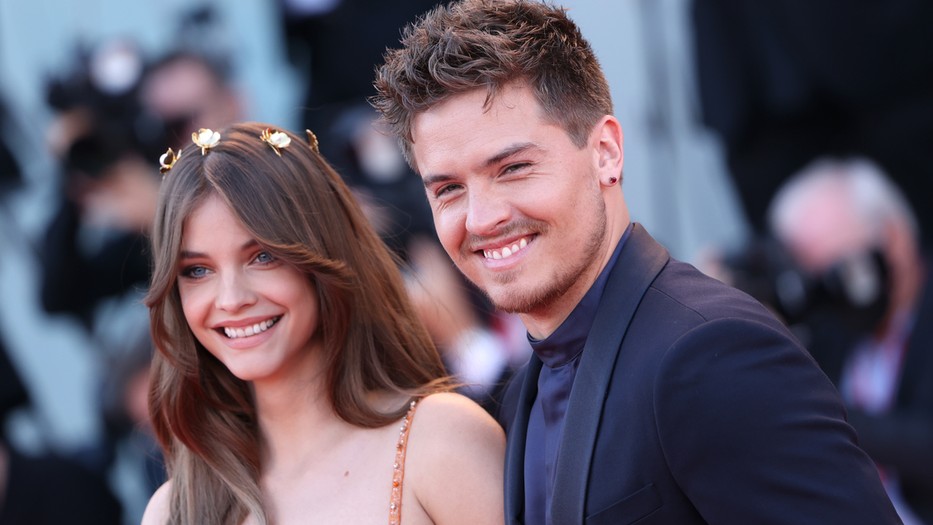 Palvin Barbara és Dylan Sprouse rendre bebizonyítják, hogy nincs náluk szebb pár a vörös szőnyegen