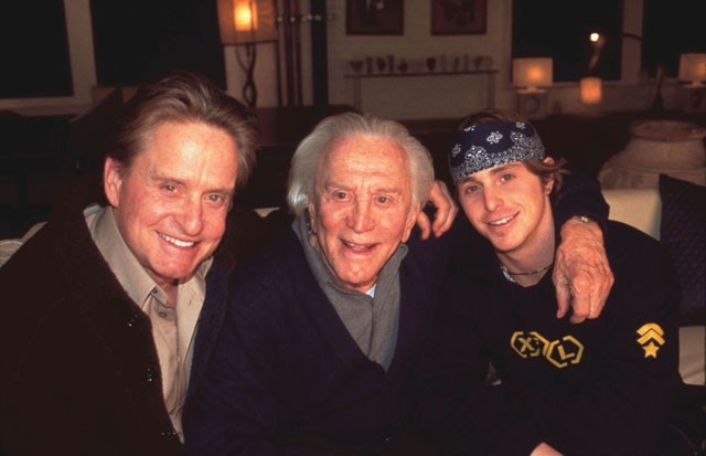 Ezek a sztárok együtt szerepeltek szüleikkel a filmvásznon