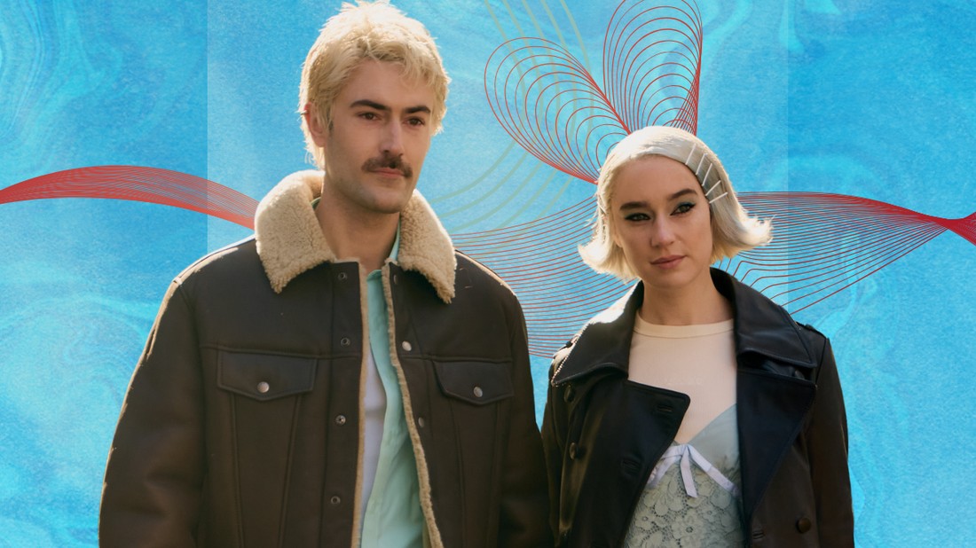 Az algoritmusok által formált gondolkodásmód eltérő világképeket teremt a párok között. A figyelem hiánya és a technológiai befolyás hosszú távon veszélyt jelent a kapcsolatokra és a közelség fenntartására.