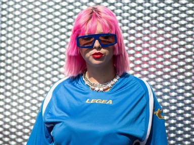 Bár a szépségápolás is terápia - a körmös, a fodrász és a masszőr nem pszichológus