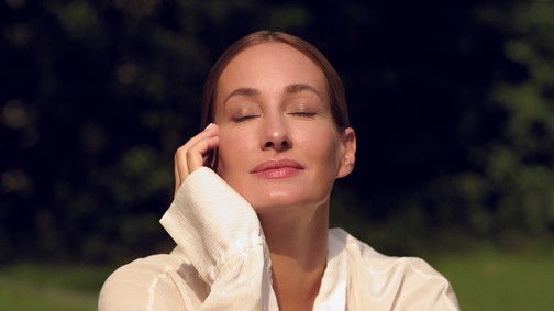 Élő beszélgetés Epres Pannival: „Lehet, hogy a férfiak számára ijesztő, hogy öntudatra ébredünk, de legyenek rá felkészülve!” 