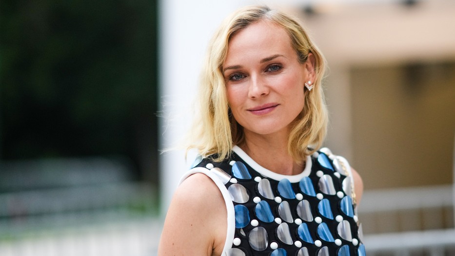 A színésznő élvezi az anyaságot