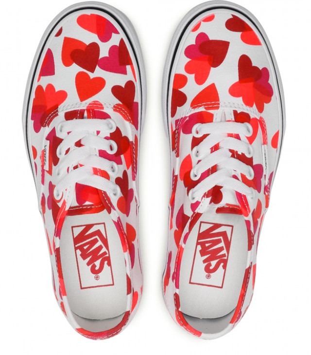 Tornacipő VANS 24 920 Ft