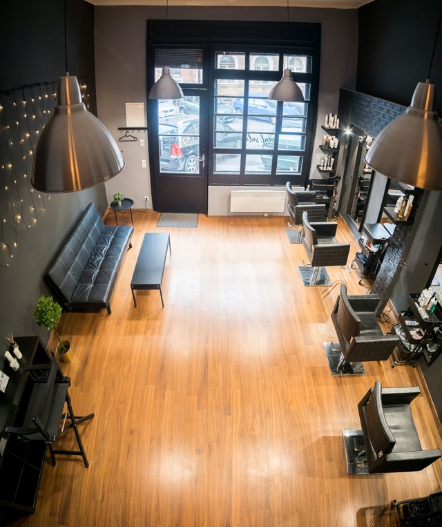 A hely, ahol tényleg a vendég van középpontban: új hajszalon nyílt a belvárosban!
