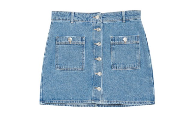 Fehér mindenek felett! Öltözz tetőtől talpig fehérbe ezen a nyáron, ahogy a kedvenc sztárjaid is teszik