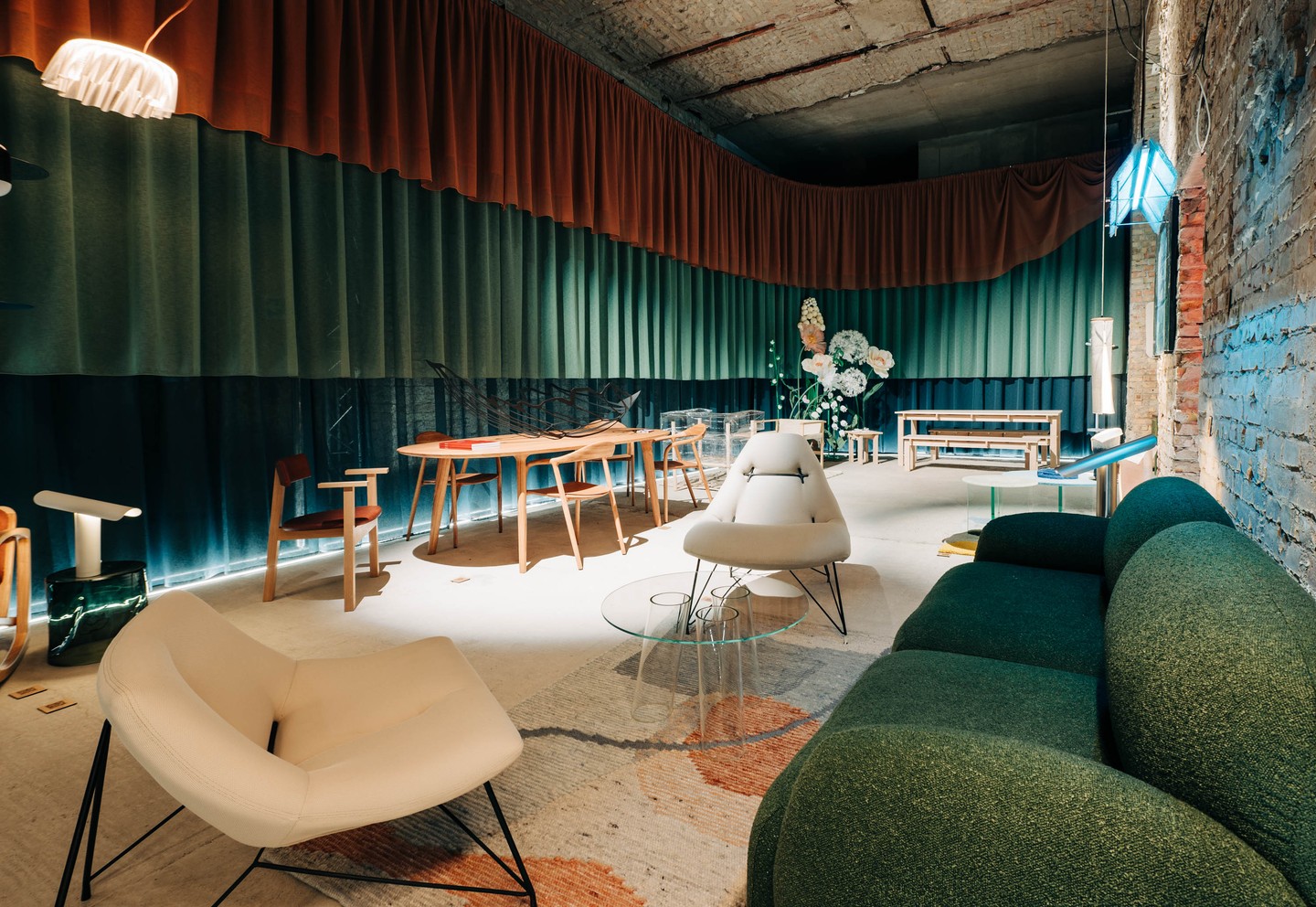 Magyar designerek tervezései a 360 Design kiállításon