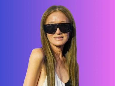 Fürdőruhában ejtőzött a napon a 77 éves Vera Wang, mintha csak egy húszéves modellt látnánk a képen