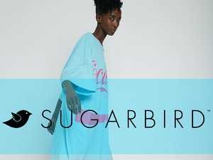 Siess, mert ez az exkluzív Sugarbird póló csak a GLAMOUR-napok alatt vásárolható meg