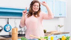 Szakértői szerint a leggyakoribb női betegségek, mint a PCOS, IR vagy az endometriózis, megfelelő diétával tünetmentessé tehetők