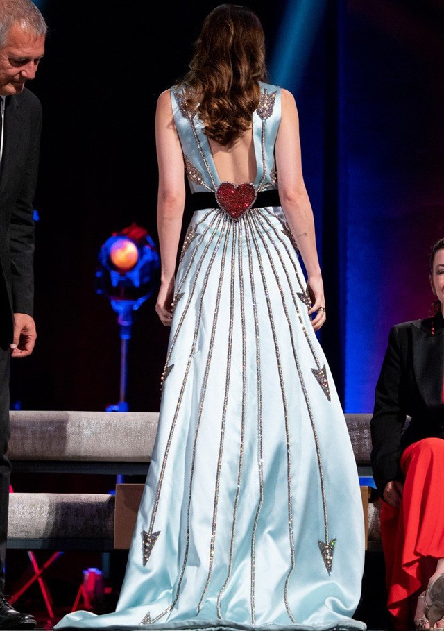 Dakota Johnson Gucci ruhája