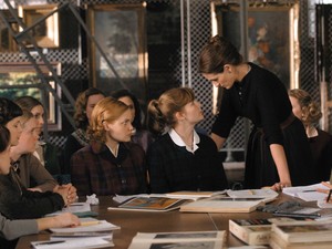 „A női rivalizálást elsősorban férfiak tematizálták" - A cicaharc a pszichológus szemével