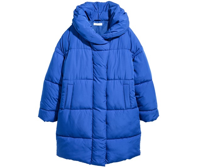 Mindened fekete, unalmas? Csak ezt a királykék kabátot vedd meg és megoldottad a telet. Mindig stílusos, üde leszel! 17990 Ft (20% kedvezmény a GLAMOUR-napok alatt 14392 Ft)