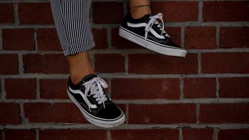 A Vans nagybetűs MŰVÉSSZEL készített csodás kollekciót