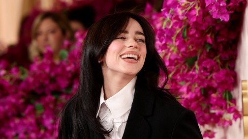 Billie Eilish-rajongók, figyelem! GLAMOUR bookazine jelent meg kedvencetekről