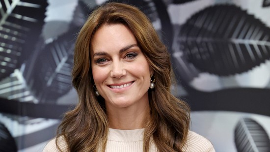 Friss fotók Katalin hercegnéről: a walesi hercegné visszatért a munkába, és gyönyörűbb, mint valaha