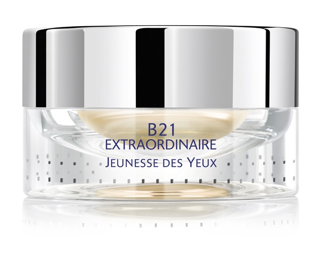 Zavarnak a sötét karikáid? Ezeket a szemkörnyékápolókat neked találták ki!