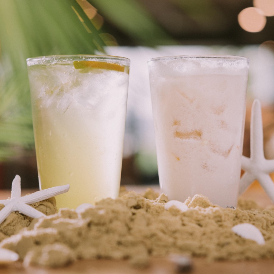 A Starbucks Orange Mango Refresha Tropical Coconut rnagyon egzotikus ital. Imádni fogod!