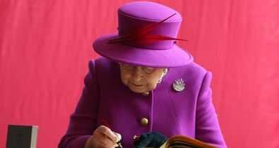 Szívszorító: Ez volt Erzsébet királynő utolsó mondata a naplójában, a halála előtti napon is írt bele