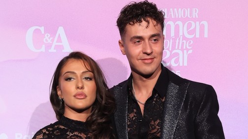 Mihályfi Luca meztelenruhában gálázott Hegyes Bercivel: nem csodáljuk, ha egy pillanatra zavarba jössz majd a fotóiktól