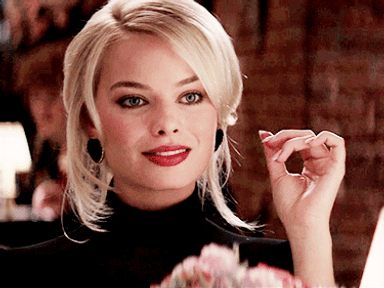 Margot Robbie rikító ruhája lehet, hogy túlzás?