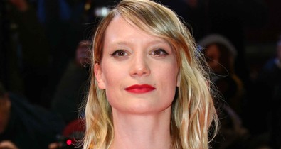 Elragadóan bájos Robert Pattinson új partnere