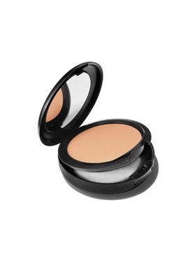 Studio Fix Powder Plus Foundation púder és alapozó MAC COSMETICS 17 000 Ft/15 g