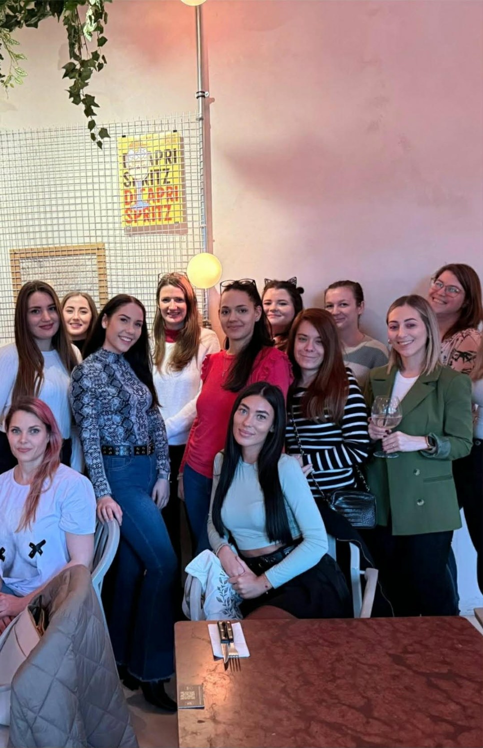 A Jössz velünk? ma már több mint 9500 főt számlál, aki közül sokan heti rendszerességgel találkoznak