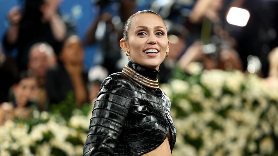 Miley Cyrus köszöni szépen, nem kér az utasítgatásból