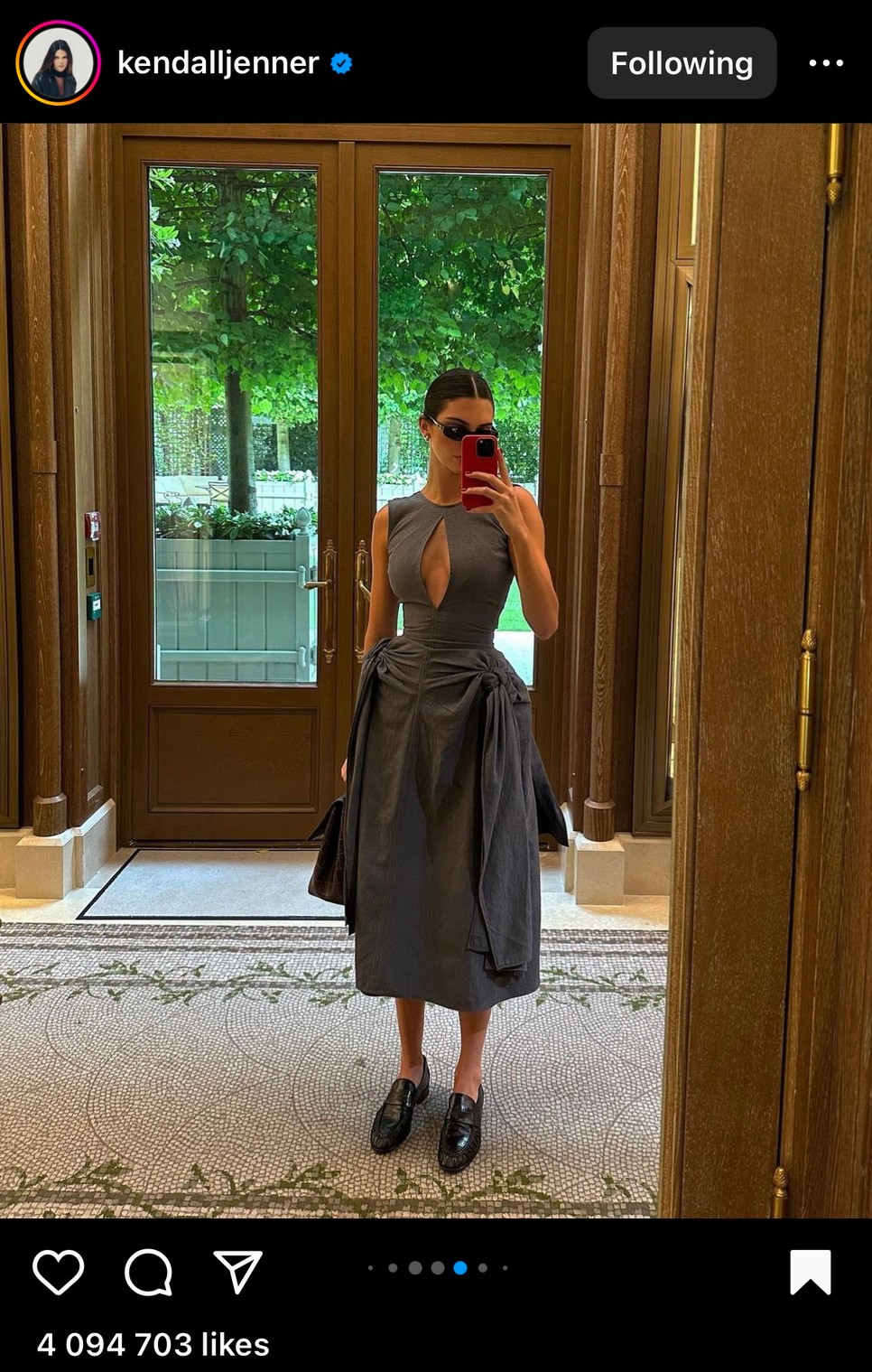 A mokaszin még elegáns alkalmakra is dukál.