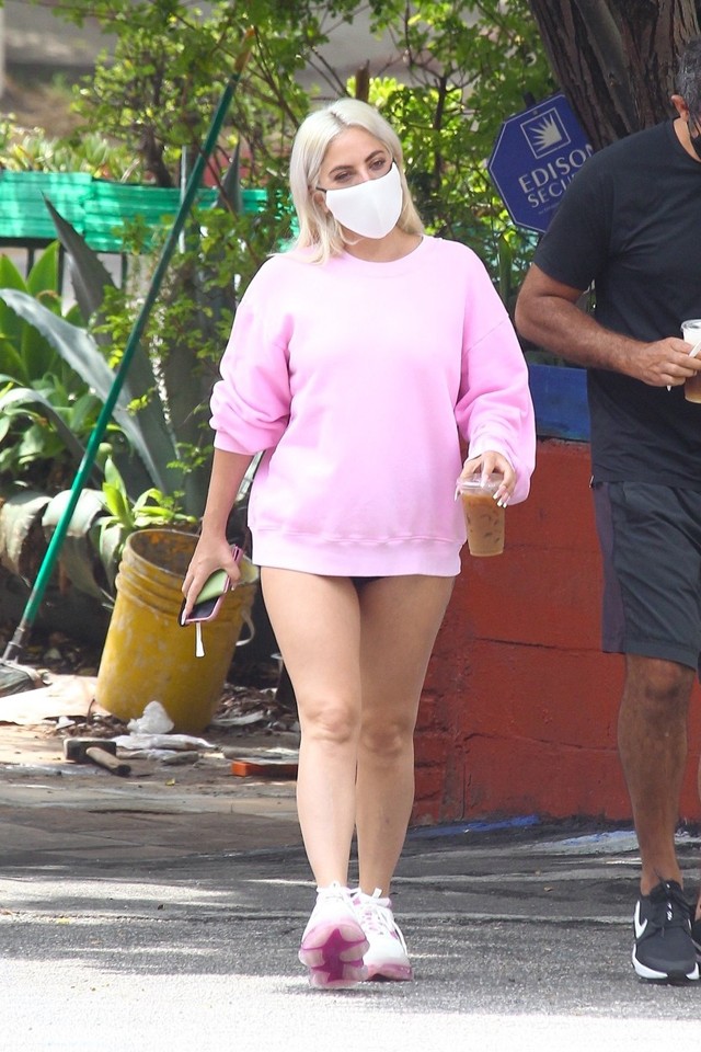 Minek nadrág? Lady Gaga nem érezte szükségét, anélkül ment az utcára