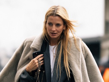 Májrákot is jelezhetnek ezek az ártatlannak tűnő tünetek: sokak észre sem veszik a figyelmeztető jeleket