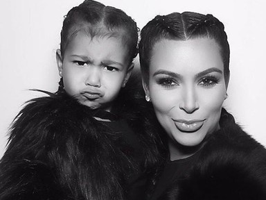 Kim Kardashian 5 éves kislánya már most úgy kontúrozza az arcát, mint a profik