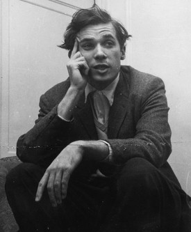 Glenn Gould, a világ egyik legfantasztikusabb zongoraművésze egyértelműen az aspergeresekre jellemző tulajdonságokkal rendelkezett, például mindig ugyanazon a széken volt csak hajlandó ülni zongorázás közben, a végletekig makacs volt