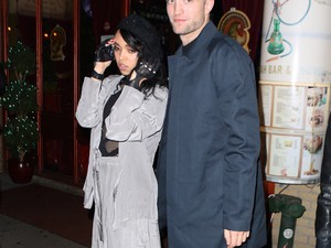 Új álompár! Robert Pattinson és szerelme nem titkolóznak tovább