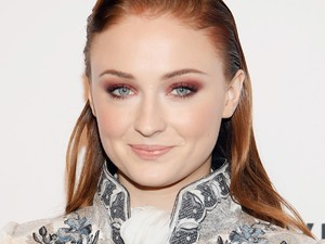 A Trónok harca Sansa Stark-ja már nem úgy néz ki, mint a sorozatban!