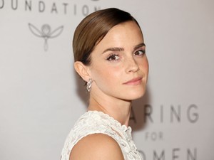 Emma Watson meztelen felsőtesttel ünnepelte a születésnapját
