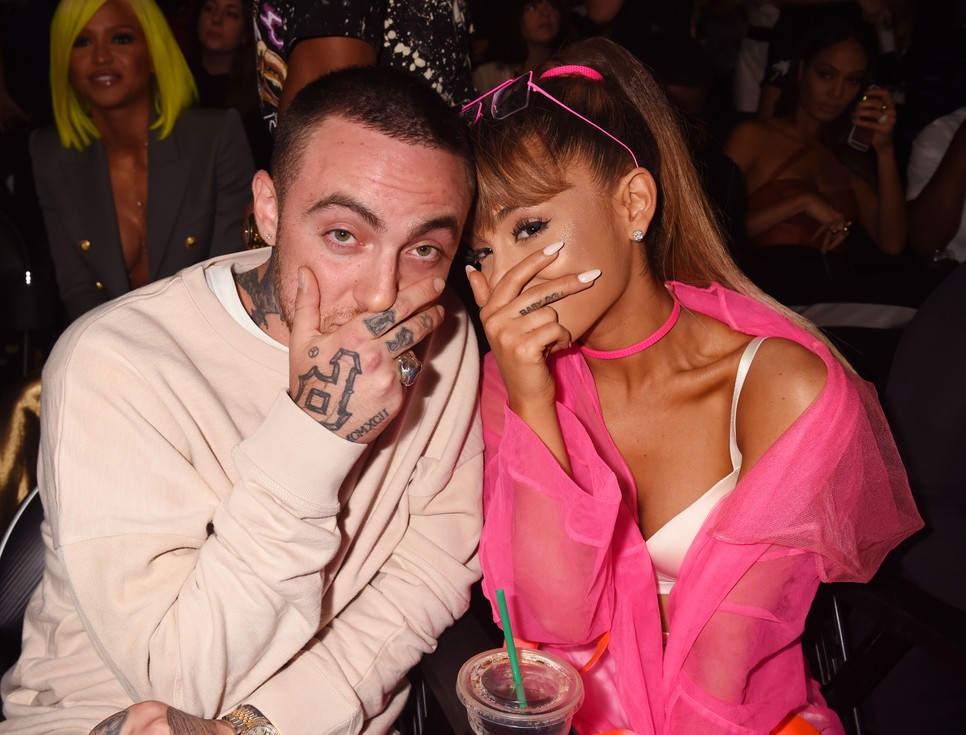 Bár a rapper halála idején már nem alkottak egy párt, Mac Miller halála érthető módon megviselhet Ariana Grandét