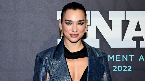 Dua Lipa extrém bikinije meghozza a kedved a nyárhoz