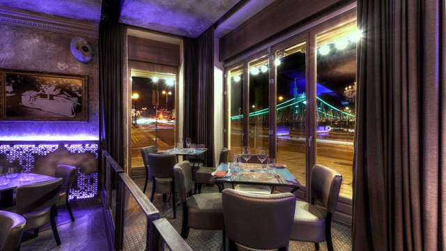 Gyönyörű kilátás, igazi magyaros ízekkel tarkítva: az Up & Down-ban jártunk