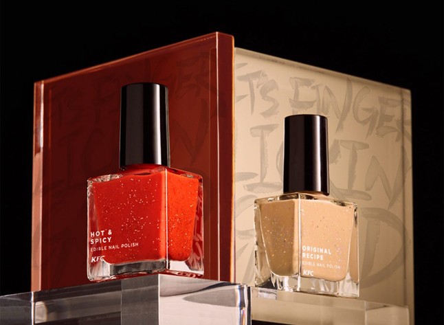 Csípős és vörös, klasszikus sült csirke íz a pasztelles üvegcsében