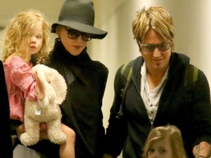 Atyaég! Mennyire cukik Nicole Kidman kislányai!