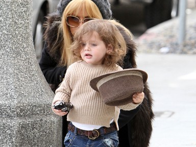 Gáz, ha hosszú a kisfiad haja?