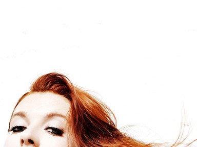 Végre megérkezett az Icona Pop első albuma!