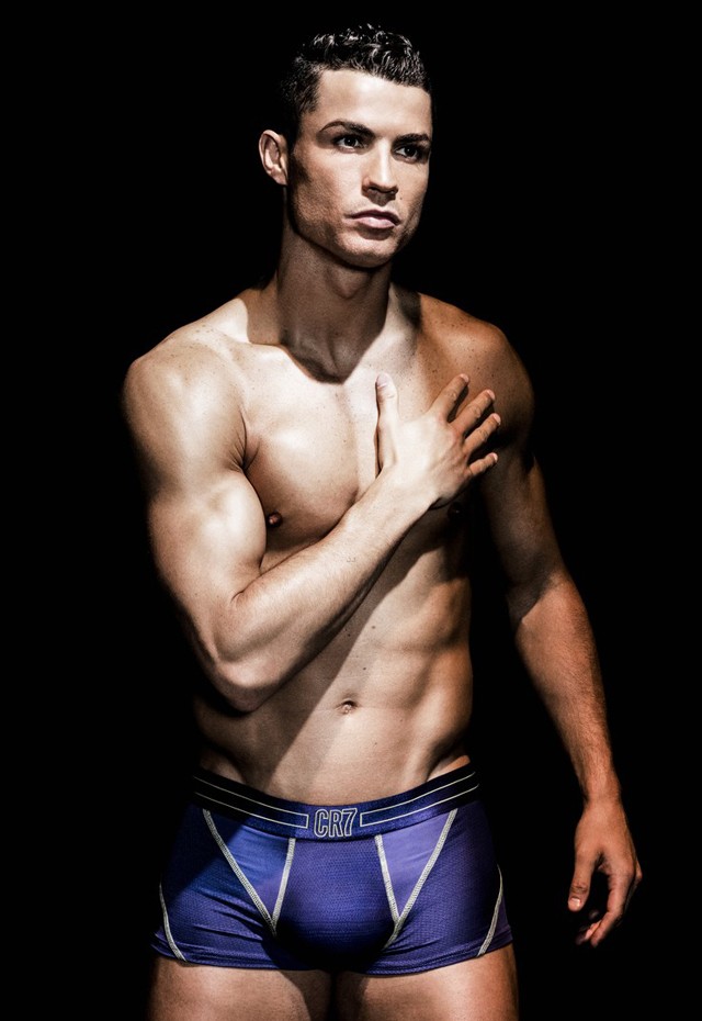 cristiano ronaldó, retusálás, cr7, alsónadrág, david beckham, reklám, fehérnemű
